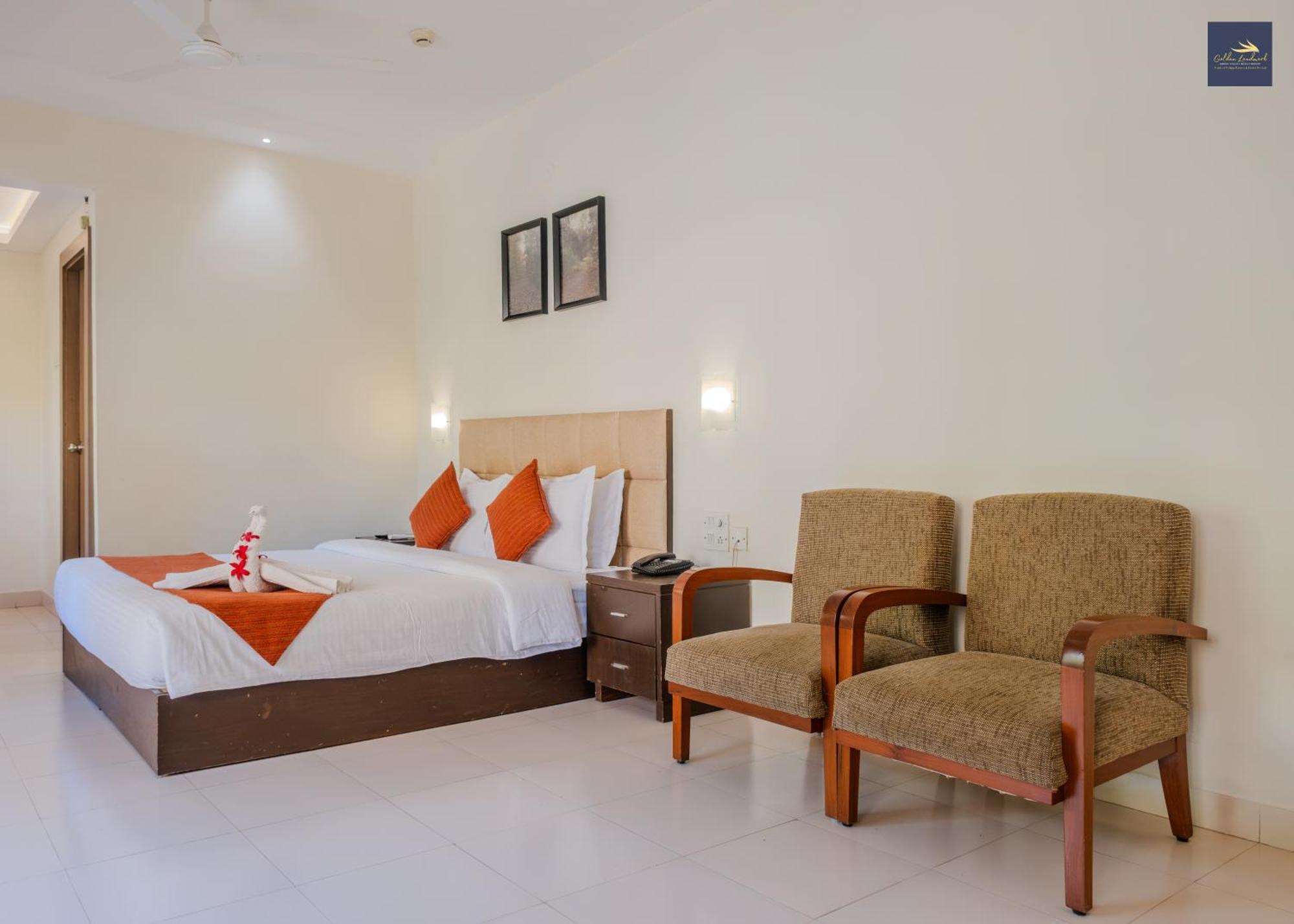Golden Landmark Green Valley Beach Resort Dona Paula Eksteriør billede